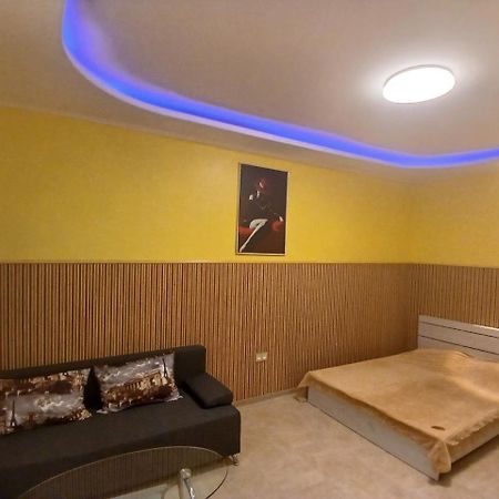 Arnautskaya Apartments Oldenburg Bagian luar foto