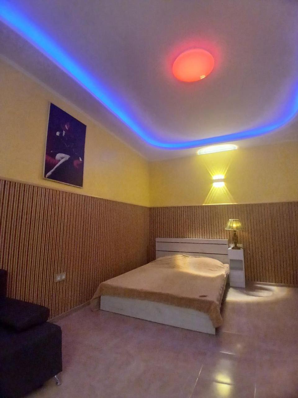 Arnautskaya Apartments Oldenburg Bagian luar foto
